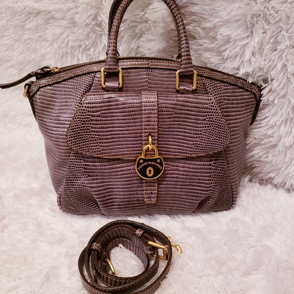 Dooney & Bourke satchel - Picture 1 of 16